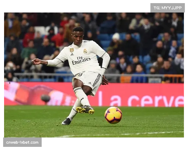 专访维尼修斯：谈论皇马生涯与成为金球奖热门的心路历程